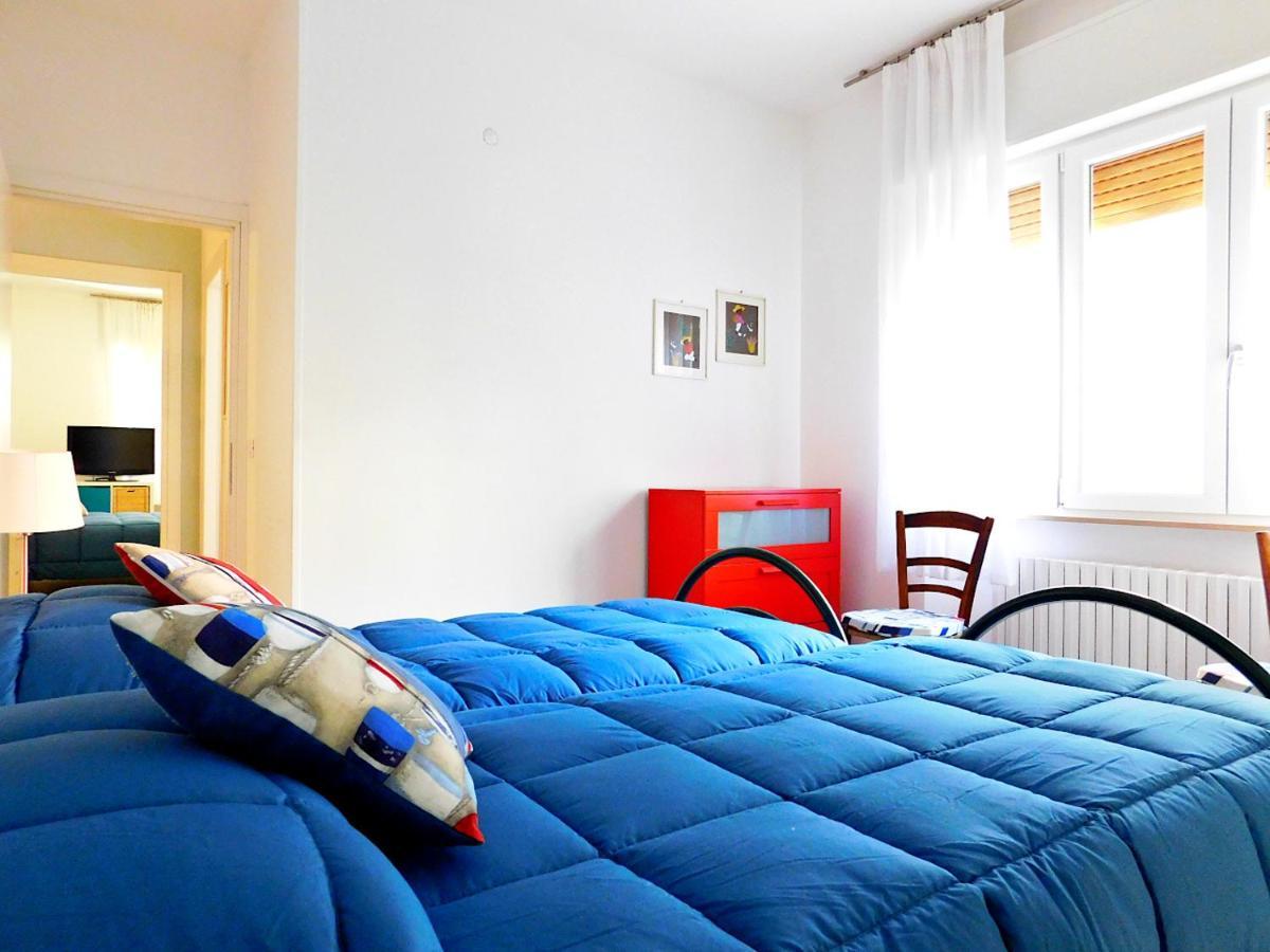 Fantastico Appartamento In Centro, Леванто Экстерьер фото