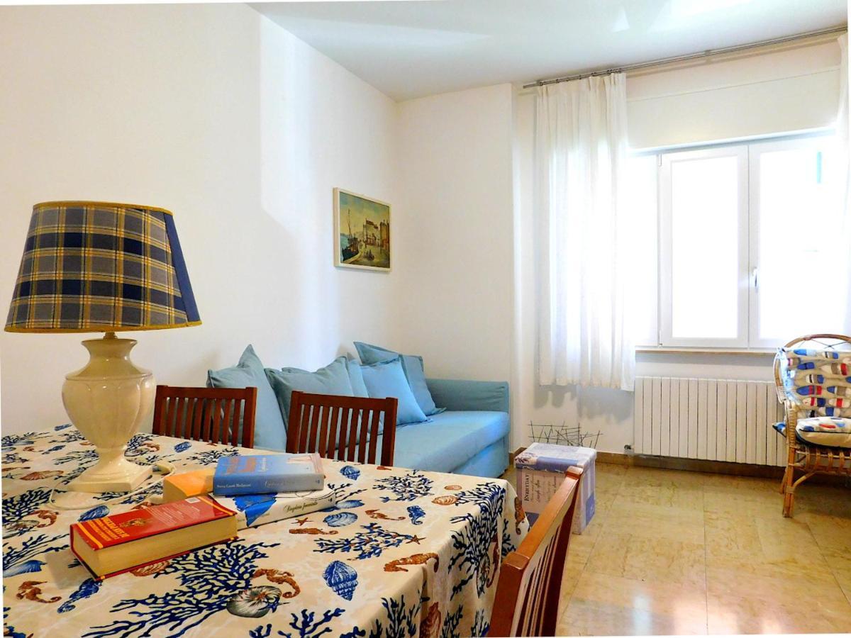 Fantastico Appartamento In Centro, Леванто Экстерьер фото