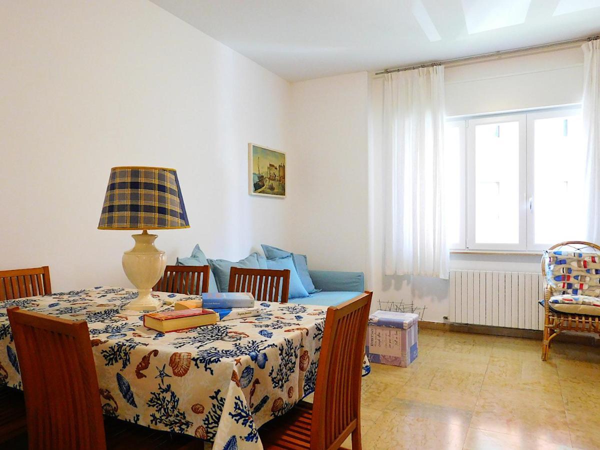 Fantastico Appartamento In Centro, Леванто Экстерьер фото